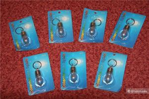 Интересный брелок-лампочка