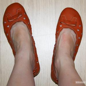 Дешевые кожаные мокасины