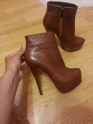 Ботильоны новые безумно красивые на ноге / Продажа по причине ошибки с размером.