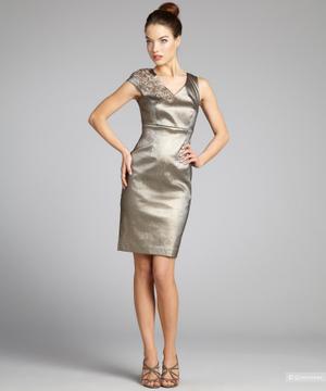 Kay Unger шикарное платье с мерцанием и  бисером на плече для офиса р.44 Новое.Оригинал