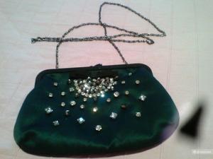 Очаровательная вечерняя сумочка