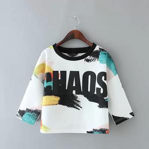 Свитшот укороченный новый с принтом