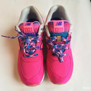 Яркие женские кроссовки New balance, оригинал с yoox
