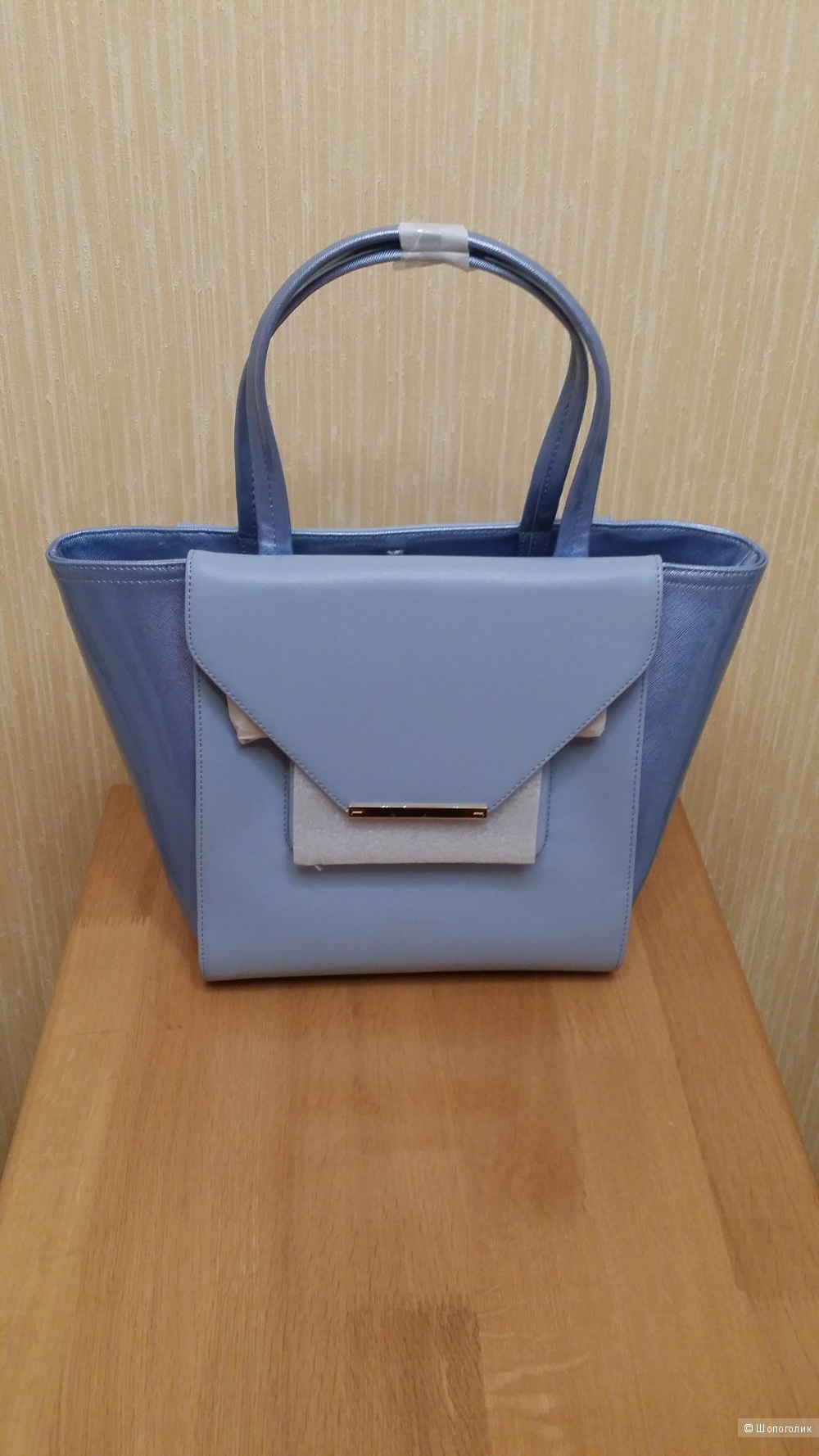 Голубая сумка с лакированной отделкой Ted Baker новая