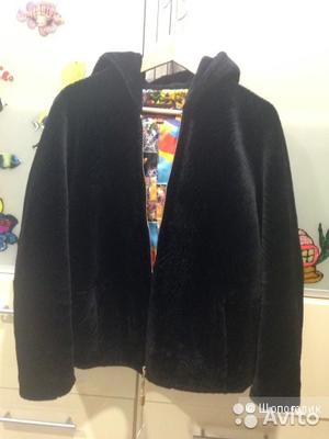 Продам стильную куртку-шубку на 50-52 размер.