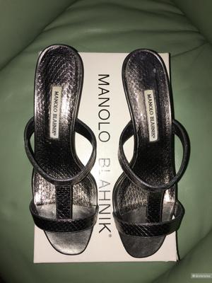Пристраиваю босоножки Manolo Blahnik 39,5 размера