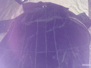 Дубленка женская, натуральная овчина, Турция ,черная .состояние хорошее.С капюшоном.Размер 44-48