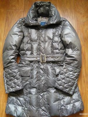 Пуховик TRUSSARDI JEANS, Италия, р. 42 IT, пух 100 %, цвет хамелеон
