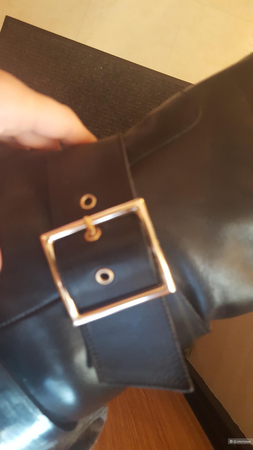 Кожаные демисезонные сапоги zara черного цвета с пряжкой