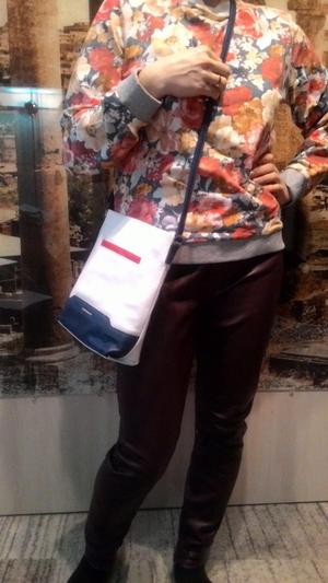 Белая кроссбоди francesco marconi