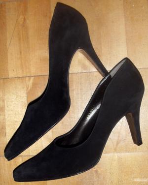 Оригинал. Лодочки Salvatore Feragamo Замша Италия 39.5р.