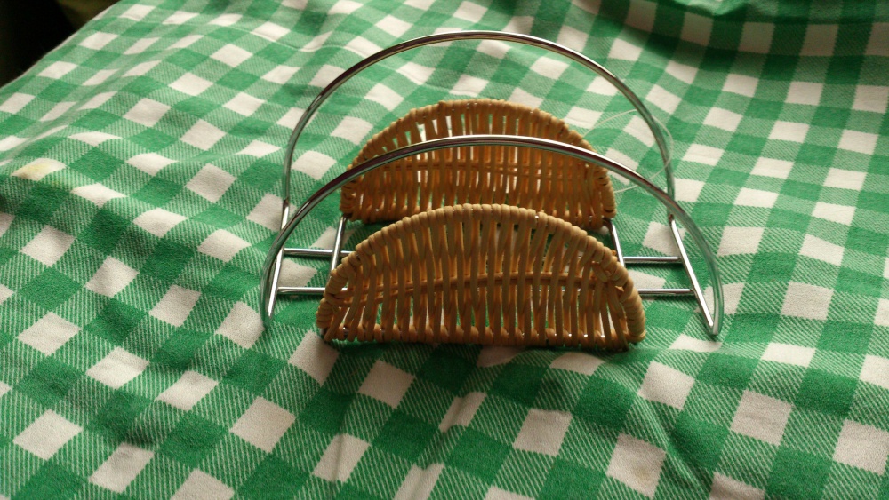 Подставка для салфеток, столовых приборов и под горячее -комплект