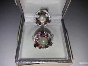 Очаровательный комплект с пренитом и турмалинами