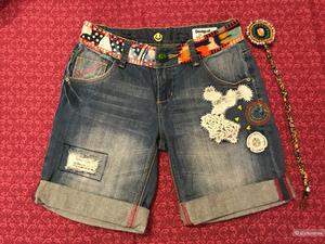 Шорты джинсовые  Desigual 26 размер