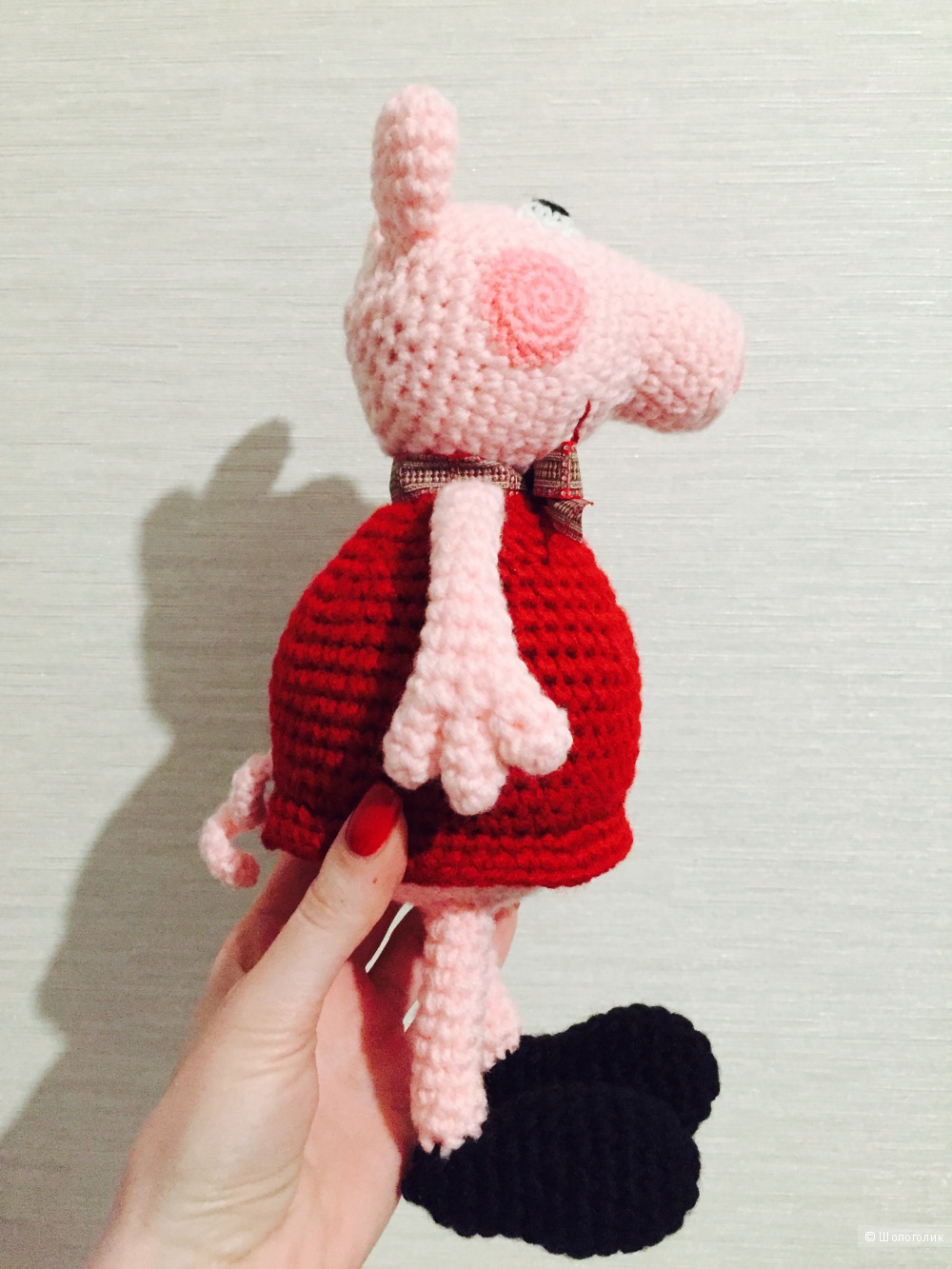 Вязаная игрушка" Свинка Пеппа"