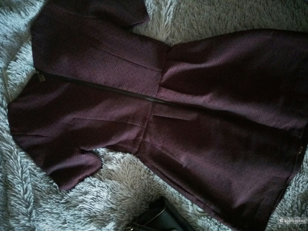 Качественное платье темно-бордового цвета от Tom Farr в размере XS. Недорого.