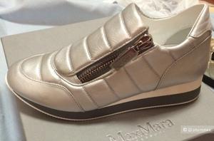 Кроссовки MaxMara, размер 37.