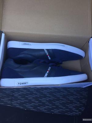 Tommy Hilfiger 44-45 р