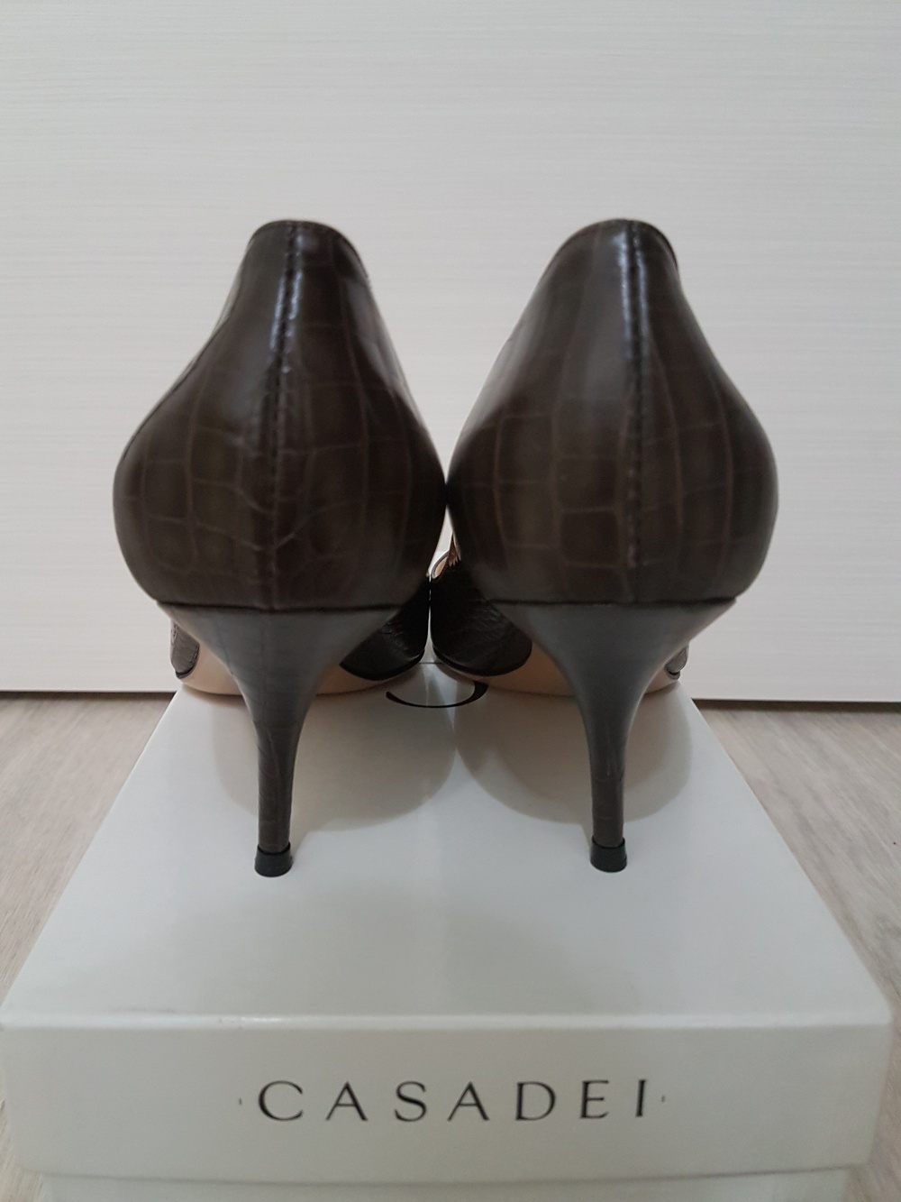 Туфли Casadei под крокодила, размер 38-39