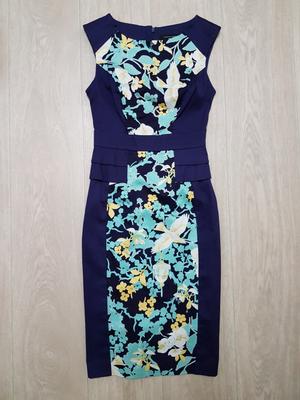 Платье - футляр с цветочным принтом Dorothy Perkins, размер 6 UK (42)