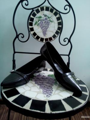 Балетки лаковые серого цвета   ATELIER BOLOGNA  Италия в размере 40