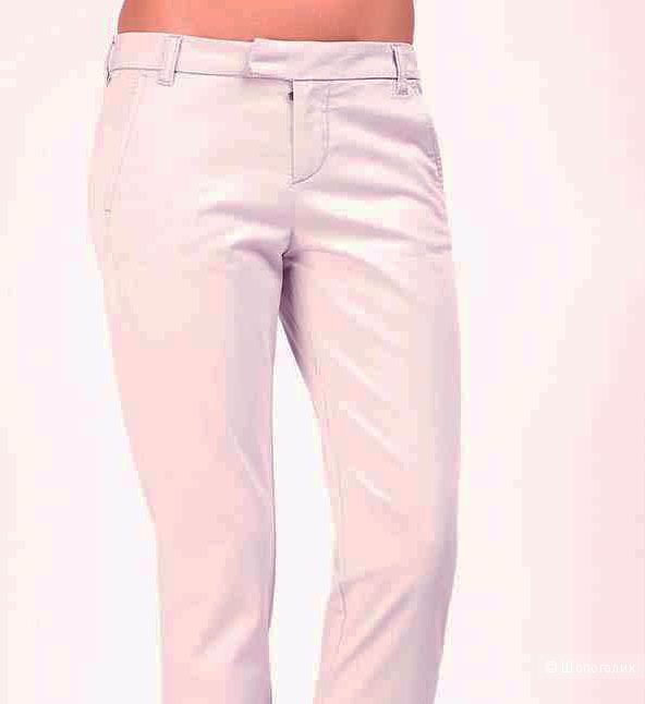 Брюки новые Calvin Klein р 38 IT / S