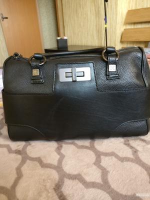 Сумка черная кожаная Fabi