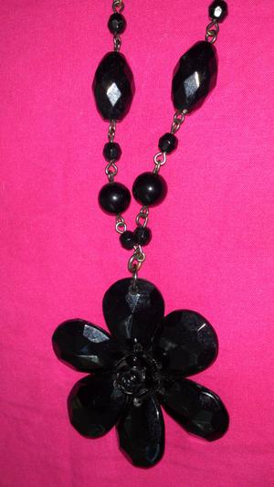 Колье с черным цветком, Lady Collection