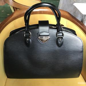 Сумка Louis Vuitton оригинал.