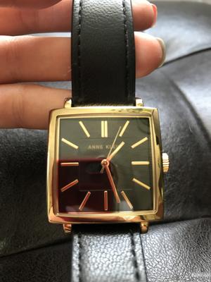 Часы Anne Klein