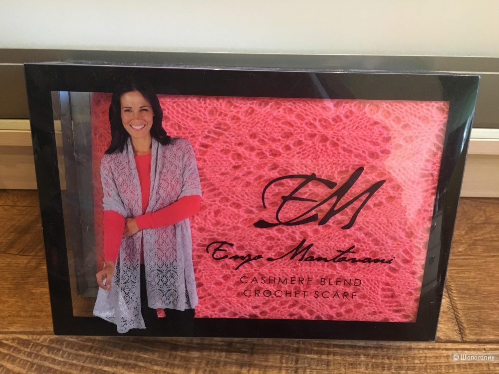 Новый шарф-палантин из шерсти и кашемира.