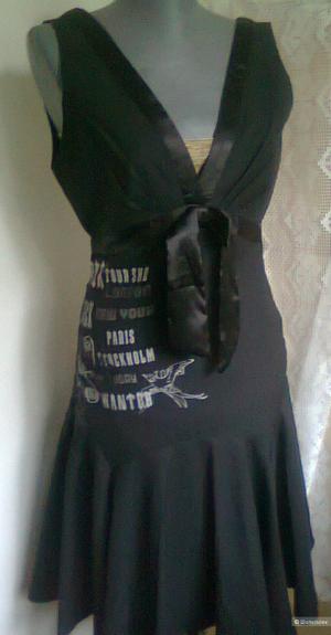 Платье  фирмы"Derhy" Франция . р.S 44 Новое