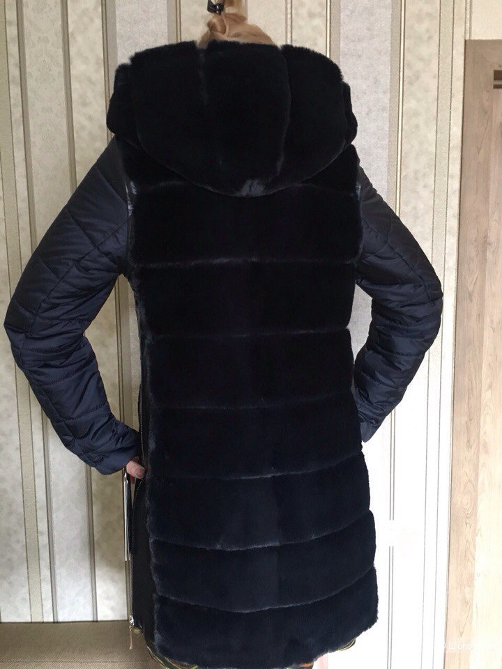 Пальто-жилет 46 размера фирмы Losscidi collection