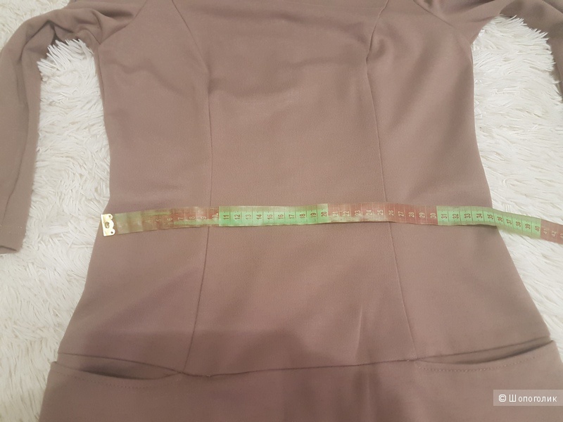 Платье трикотажное песочного цвета, Capriz  р. M, но лучше на р. S