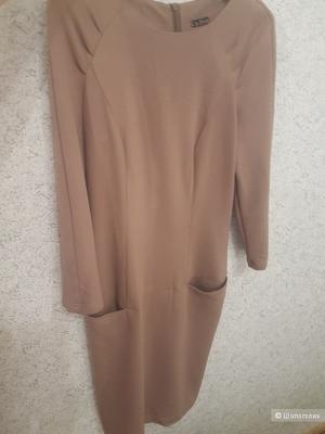 Платье трикотажное песочного цвета, Capriz  р. M, но лучше на р. S