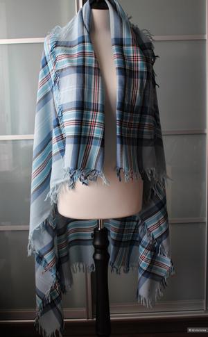 Шерстяной палантин Lochcarron of Scorland