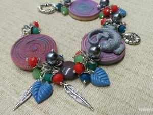 Браслет  "Этника" ягодных оттенков.