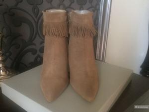 Новые ботильоны 39 размер Zinda