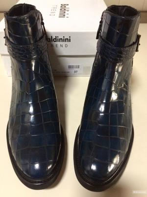 Ботинки Baldinini trend 37 размер