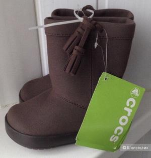 Сапожки crocs новые С7-24