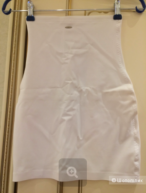 Нижняя юбка высокой посадки с утягивающим эффектом Charmante, р. S-М