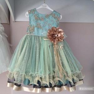 Шикарное платье на девочку 5-6 лет. Турция.