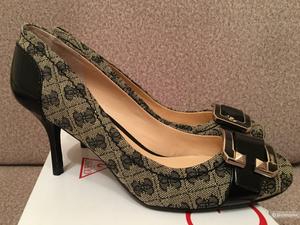 Новые туфли guess размер 40 маломерят