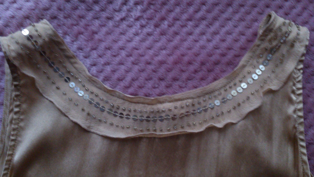 Топ APRIORI бежевый, размер 34 (нем) = 38-42 (рос), Германия