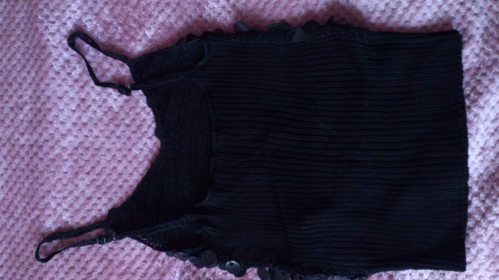 Топ QS , размер XS или 32 (нем) = 40-42 (рос), Германия