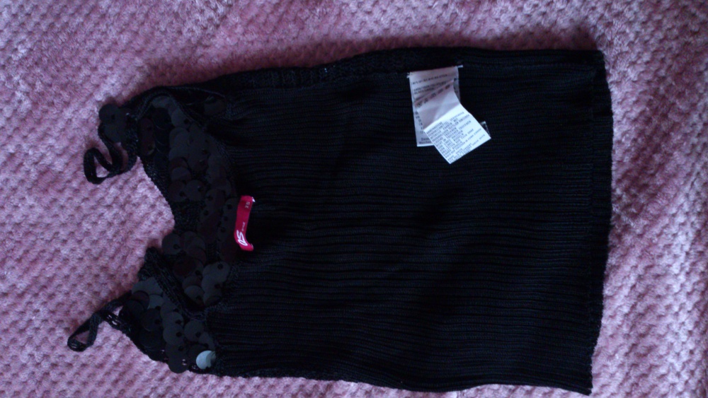 Топ QS , размер XS или 32 (нем) = 40-42 (рос), Германия