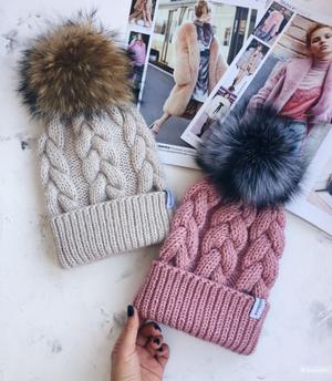 Шапочка бежевая тёплая размер 55-57