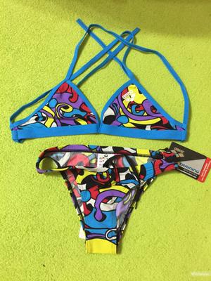 Купальник Arena,размер 38(XS)