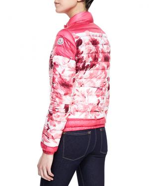 MONCLER пуховая куртка р.44