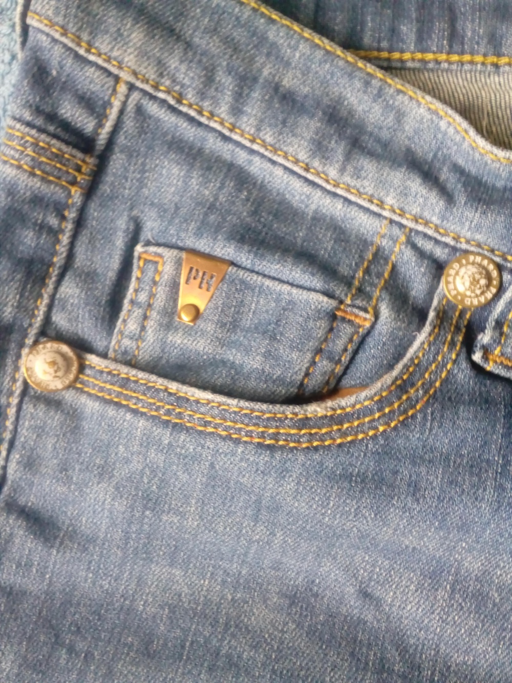 Джинсы. Phard. Р-р 32